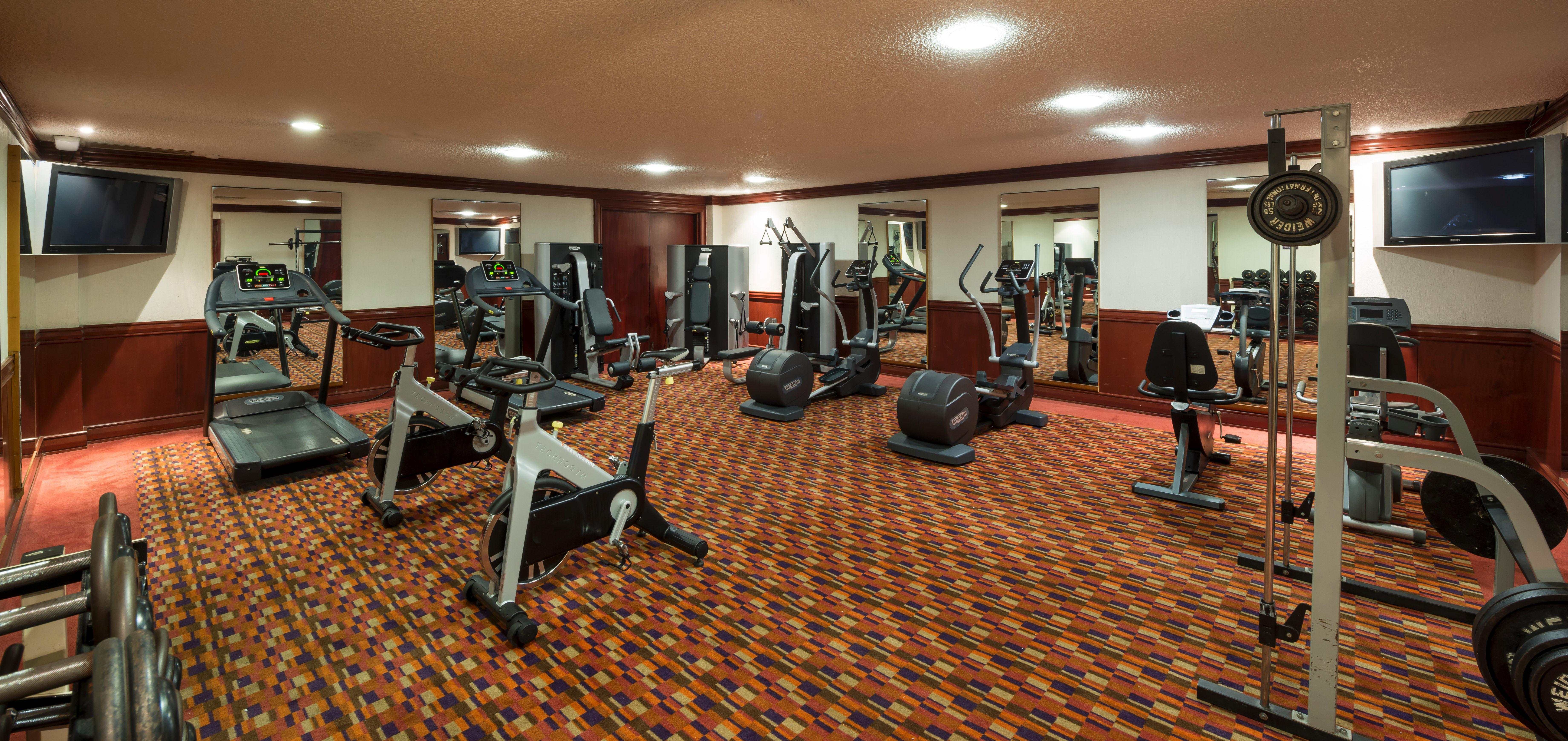 Real Inn Tijuana By Camino Real Hoteles Экстерьер фото The gym at the hotel