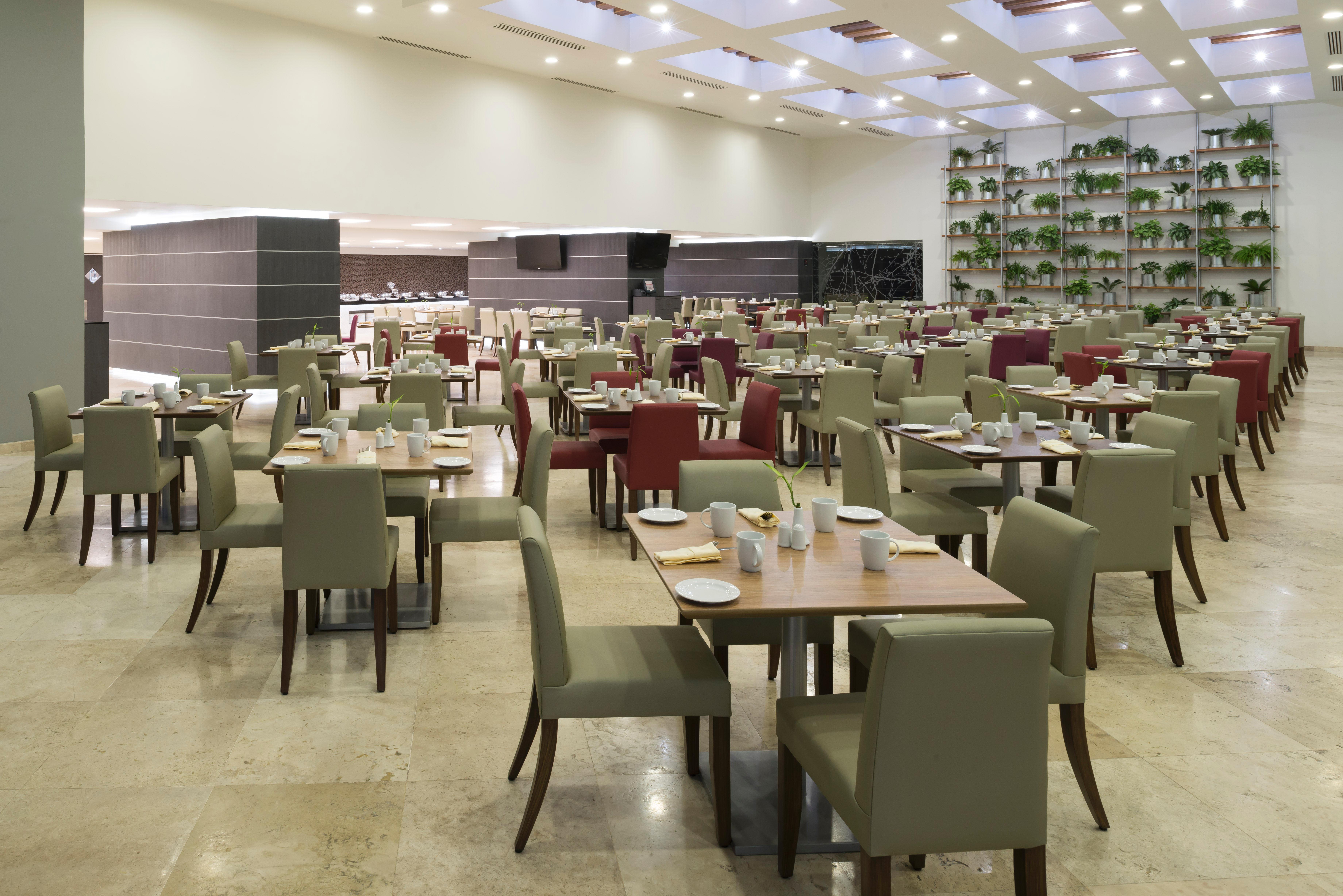 Real Inn Tijuana By Camino Real Hoteles Экстерьер фото The dining room