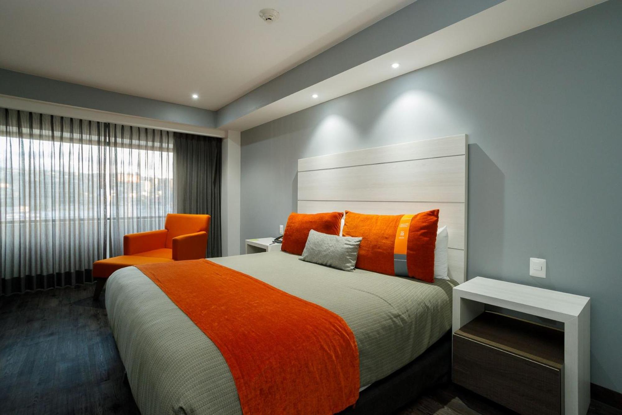 Real Inn Tijuana By Camino Real Hotels Экстерьер фото